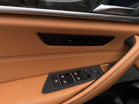 Used 2023 BMW 540i xDrive w/ Premium Package image 14