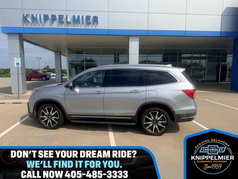 Used 2022 Honda Pilot Touring image 1