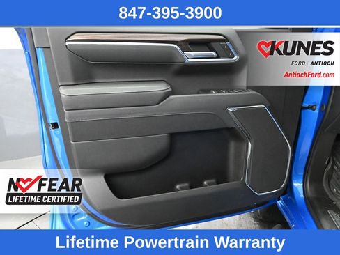 Used 2025 Chevrolet Silverado 1500 LT Trail Boss w/ LPO, Dark Essentials Package AWD/4WD image 14