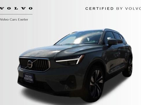 Certified 2023 Volvo XC40 B5 Ultimate w/ Climate Package AWD/4WD image 3