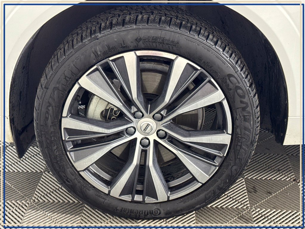 Used 2022 Volvo XC60 T8 Inscription Expression w/ Advanced Package AWD/4WD image 14