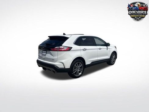 Used 2024 Ford Edge Titanium w/ Equipment Group 301A AWD/4WD image 5