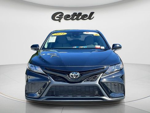 Used 2024 Toyota Camry SE w/ Convenience Package FWD image 2