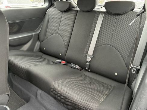 Used 2009 Hyundai Accent SE image 4