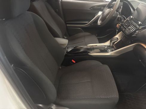 Used 2022 Mitsubishi Eclipse Cross LE image 32