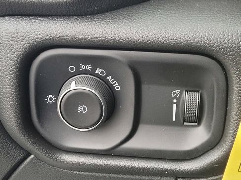 New 2026 RAM 5500 Tradesman w/ Chrome Appearance Group image 26