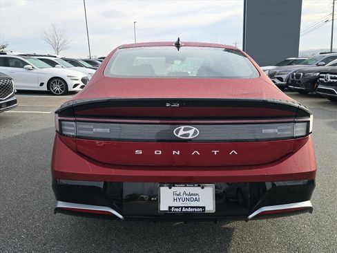 New 2026 Hyundai Sonata SEL image 4