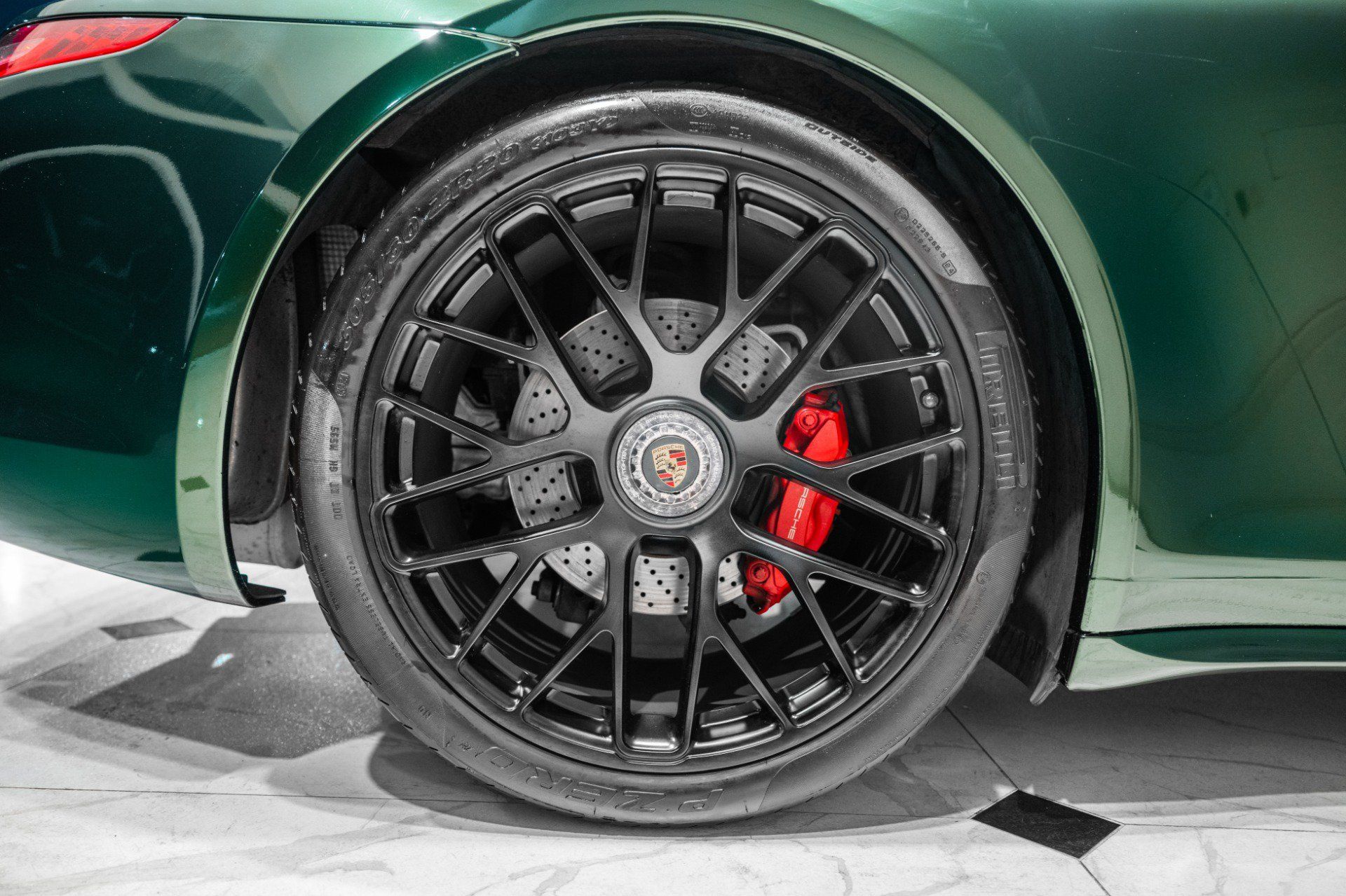 Used 2016 Porsche 911 Carrera GTS RWD image 15