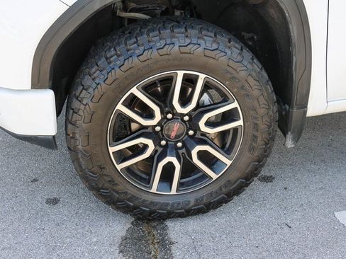 Used 2021 GMC Sierra 1500 AT4 image 7
