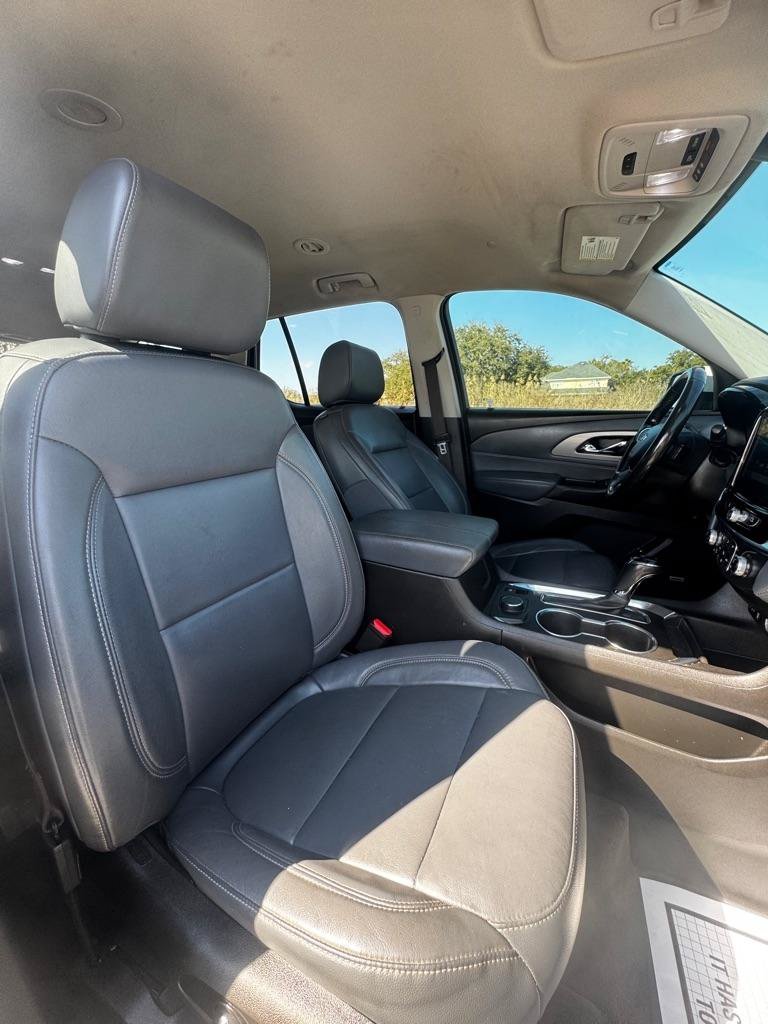 Used 2019 Chevrolet Traverse LT w/ LT Premium Package FWD image 14