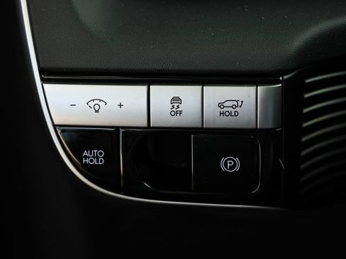 Used 2024 Hyundai Ioniq 5 SEL RWD image 17