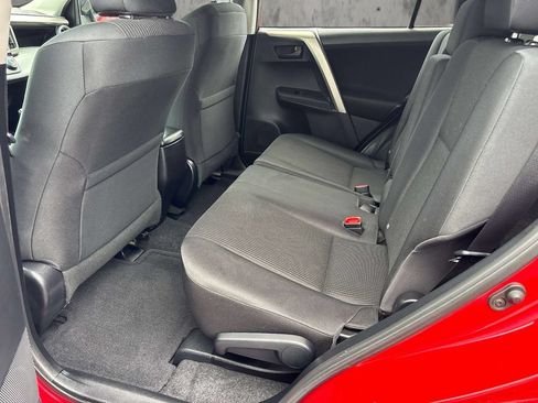 Used 2015 Toyota RAV4 LE AWD/4WD image 12