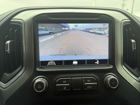 Used 2020 Chevrolet Silverado 1500 LT Trail Boss AWD/4WD image 10
