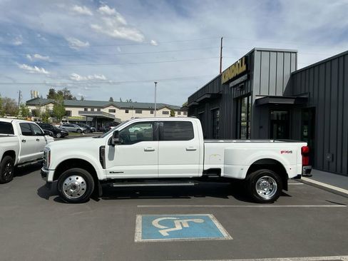 Used 2025 Ford F450 Lariat w/ FX4 Off-Road Package AWD/4WD image 2