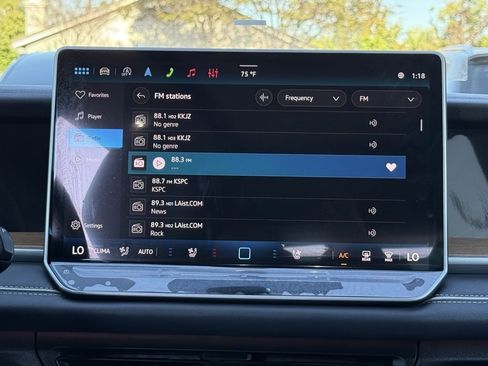 New 2026 Volkswagen Tiguan SEL R-Line image 18