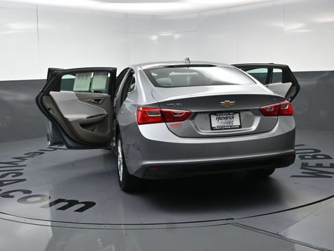Used 2024 Chevrolet Malibu LT FWD image 28