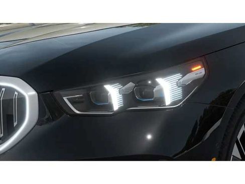 New 2027 BMW i5 eDrive40 AWD/4WD image 6