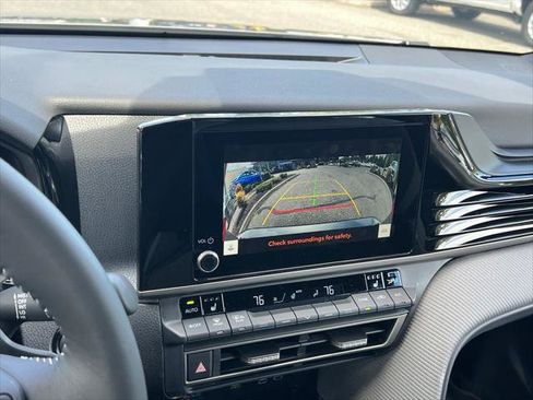 Certified 2026 Toyota Camry SE w/ Convenience Package FWD image 25
