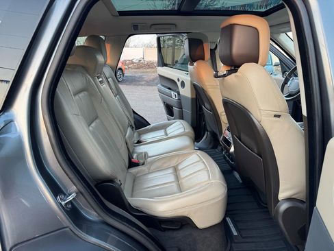 Used 2019 Land Rover Range Rover Sport HSE image 29