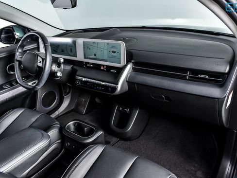 Used 2024 Hyundai Ioniq 5 Limited image 22