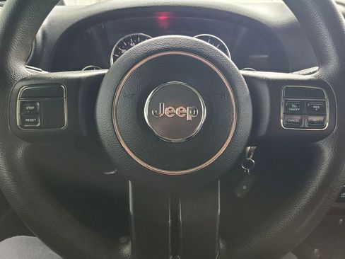 Used 2013 Jeep Wrangler Sport image 25