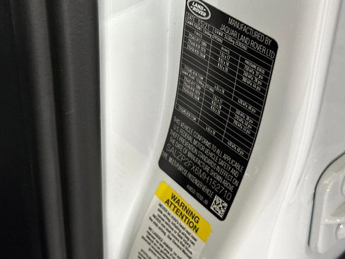 Used 2021 Land Rover Range Rover Evoque SE image 21