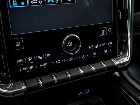 New 2026 GMC Yukon Elevation w/ Elevation Premium Package AWD/4WD image 19