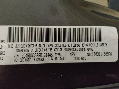 Used 2016 Dodge Grand Caravan SXT image 33