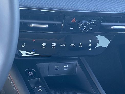 New 2026 Nissan Kicks SR w/ SR Premium Package image 29