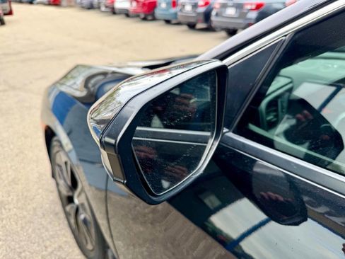 Used 2018 Honda Civic LX image 19