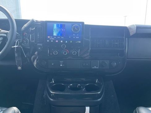 New 2026 GMC Savana 2500 w/ Driver Convenience Package RWD image 23