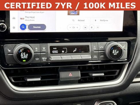 Used 2025 Toyota Grand Highlander AWD image 21