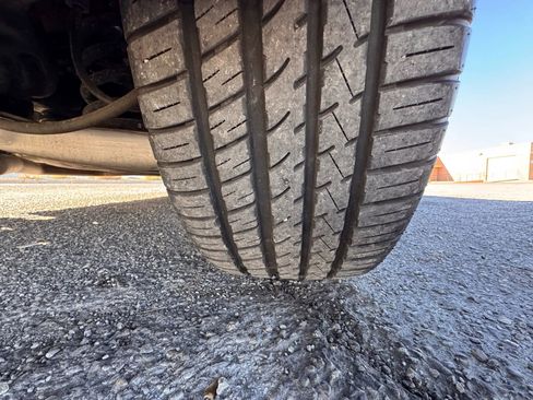 Used 2011 Buick LaCrosse CXS image 9