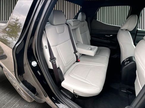 Certified 2025 Hyundai Santa Cruz SEL image 28