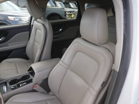 Used 2021 Lincoln Corsair FWD w/ Equipment Group 101A image 10