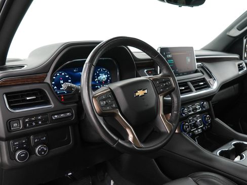 Used 2023 Chevrolet Suburban High Country AWD/4WD image 26