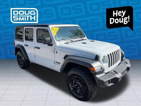 Used 2024 Jeep Wrangler Sport image 7