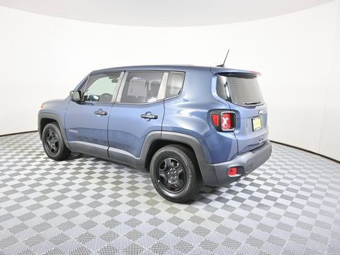 Used 2020 Jeep Renegade Sport image 4
