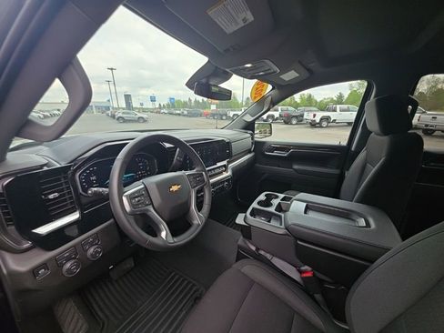 Used 2026 Chevrolet Silverado 1500 LT AWD/4WD image 18