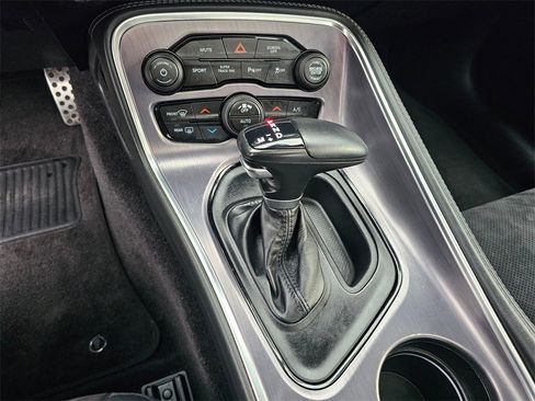 Used 2018 Dodge Challenger SXT Plus image 45