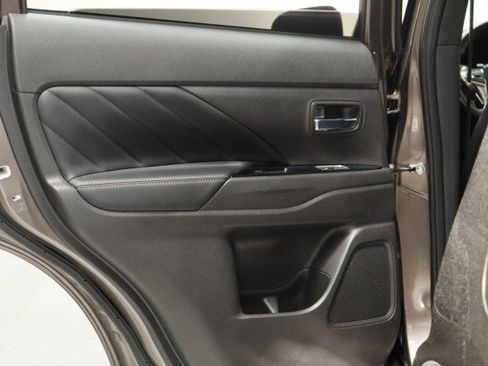 Used 2020 Mitsubishi Outlander SEL AWD/4WD image 30