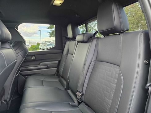 Used 2025 Toyota Tacoma TRD Off-Road w/ TRD Off Road Premium Package image 17