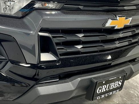 Used 2024 Chevrolet Colorado LT w/ LT Convenience Package II image 38