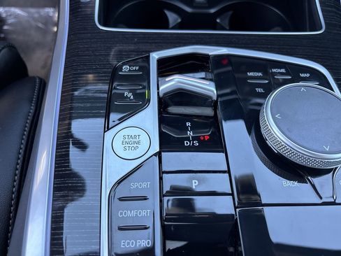 Used 2026 BMW X5 xDrive40i image 27