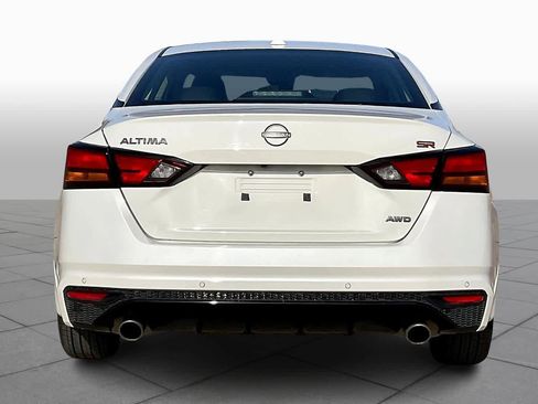 Certified 2025 Nissan Altima 2.5 SR image 5