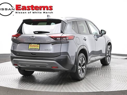 Used 2023 Nissan Rogue SV AWD/4WD image 5