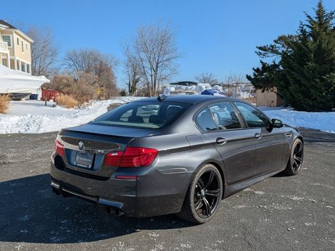 Used 2016 BMW M5 w/ Premium Package image 5