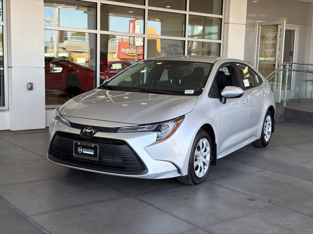 New 2027 Toyota Corolla LE FWD image 2