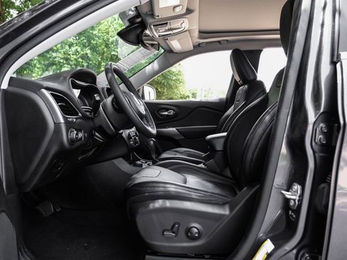 Used 2022 Jeep Cherokee Limited AWD/4WD image 44
