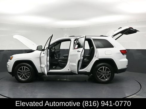 Used 2020 Jeep Grand Cherokee Limited image 36